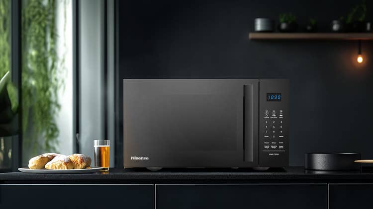 Micro-ondas 28L Hisense H28MOBS17